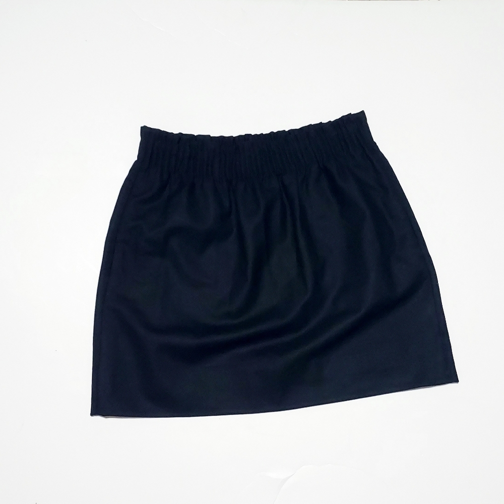 J Crew size 6 skirt... brand new with tags... 17.5